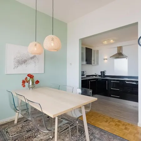 In Near North Sea Apartment