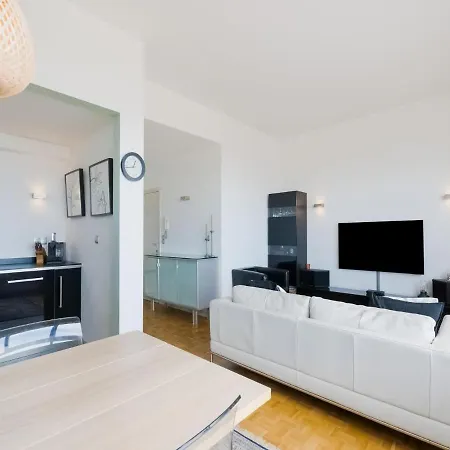 Apartamento Comfortable In With Sea Views